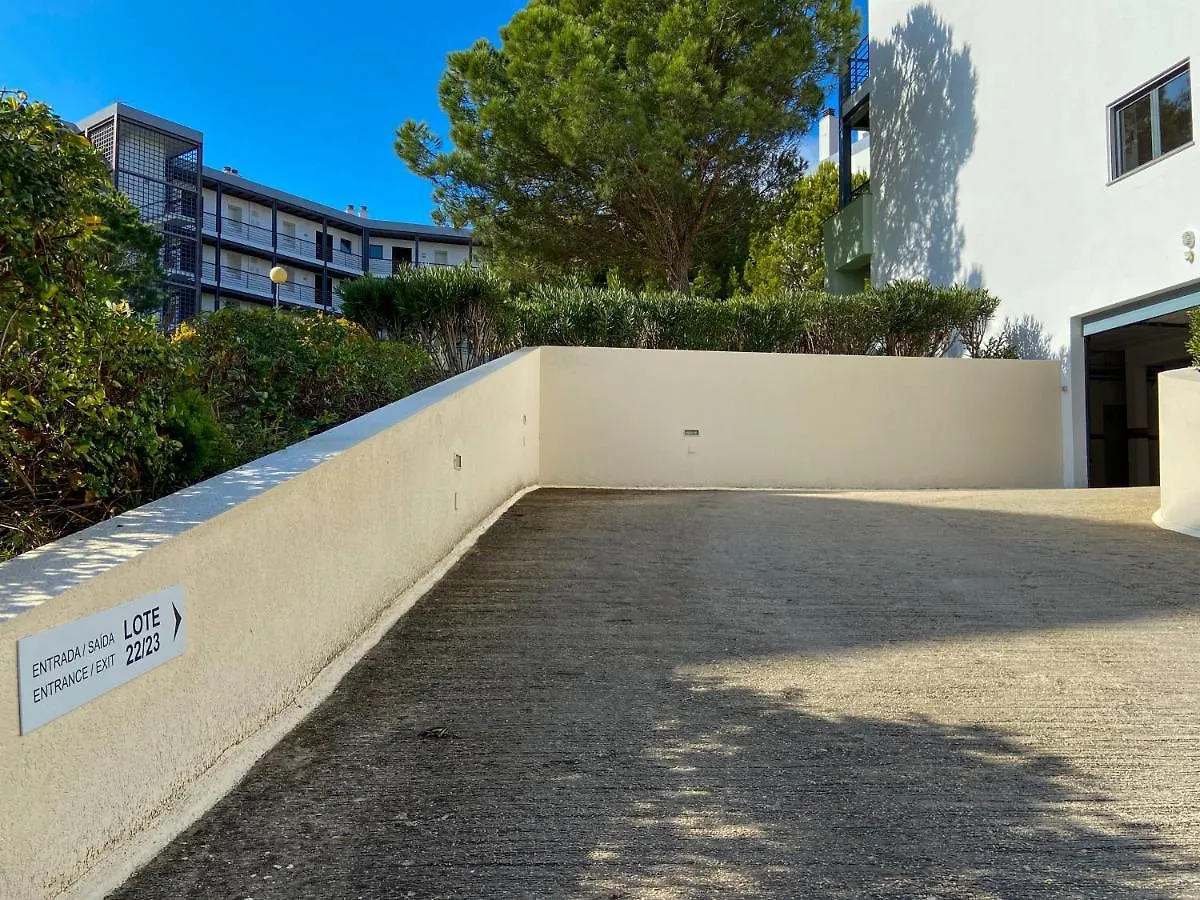 Spacious Modern Apartment With Swimming Pool #1905 Lagos